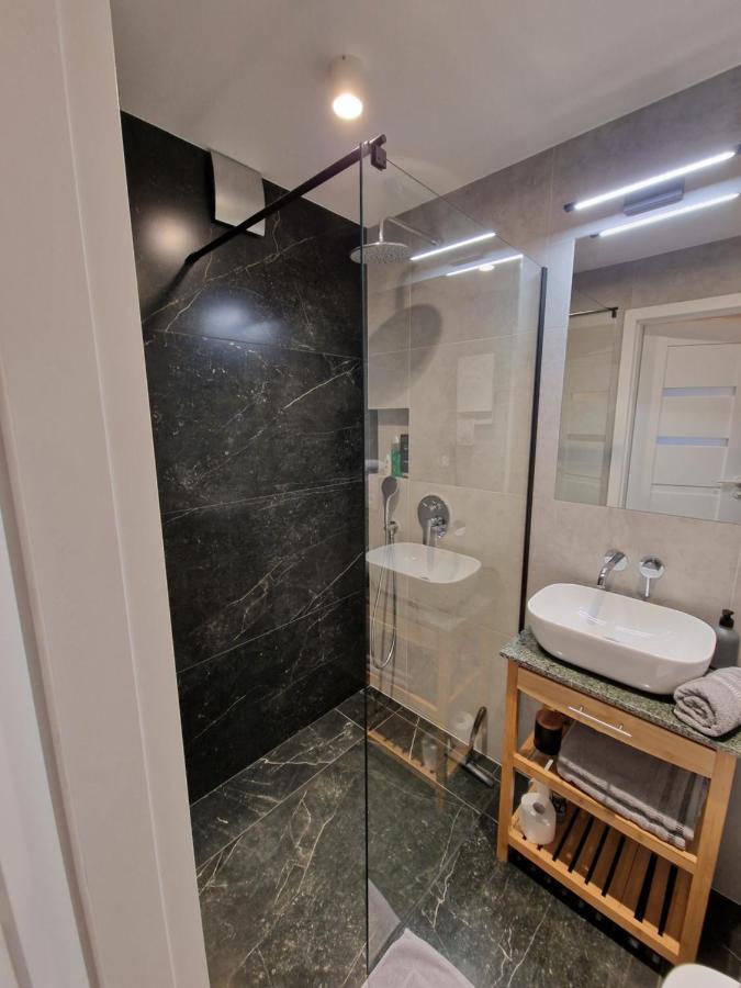 Max Apartamenty Lublin Studio Przy Zamku Luaran gambar